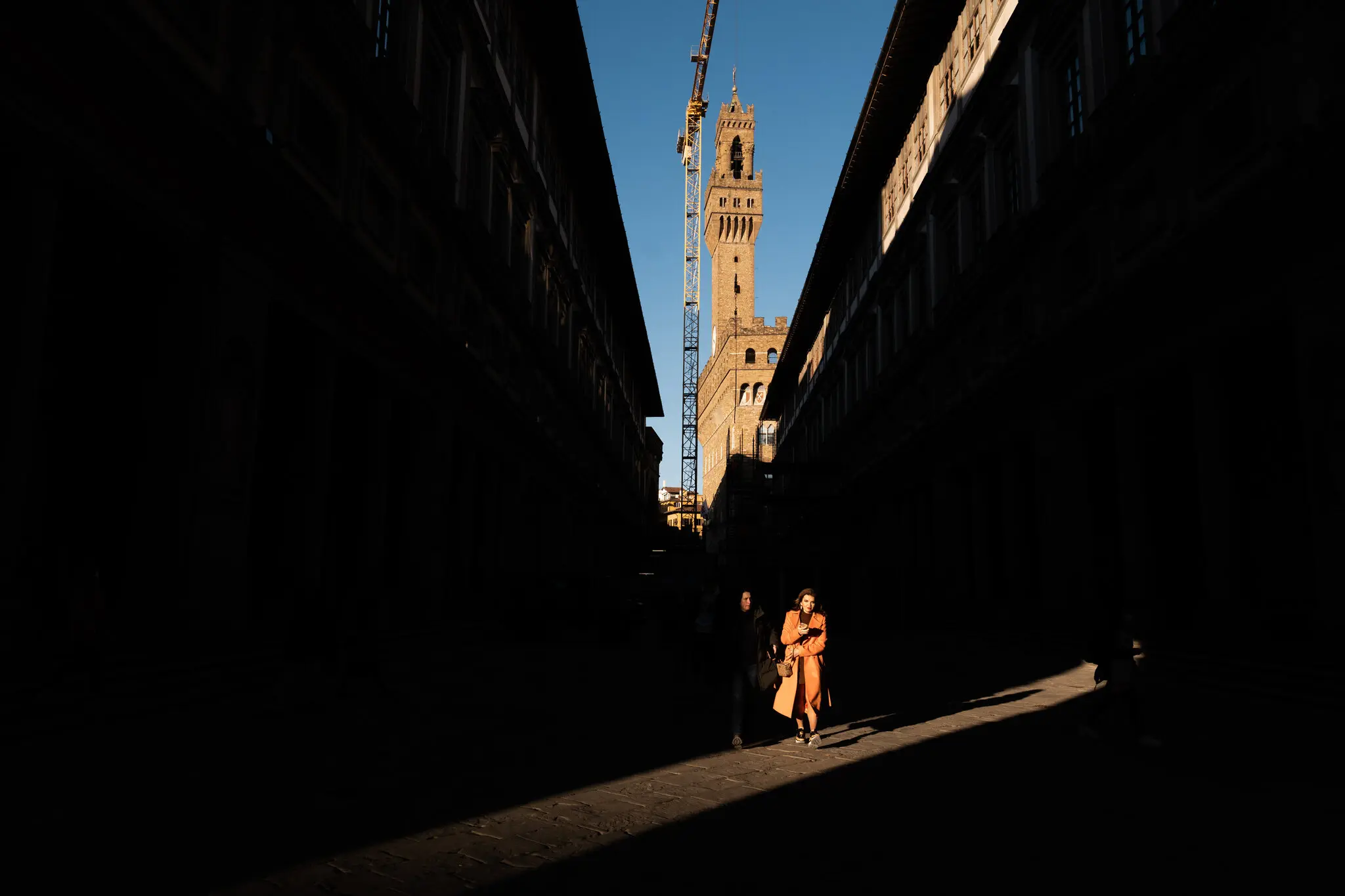 У Флоренції демонтували кран біля Уффіці, що псував фото туристів майже 20 років